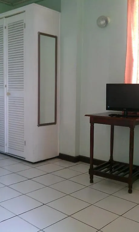 La Vista Guest Inn Castries